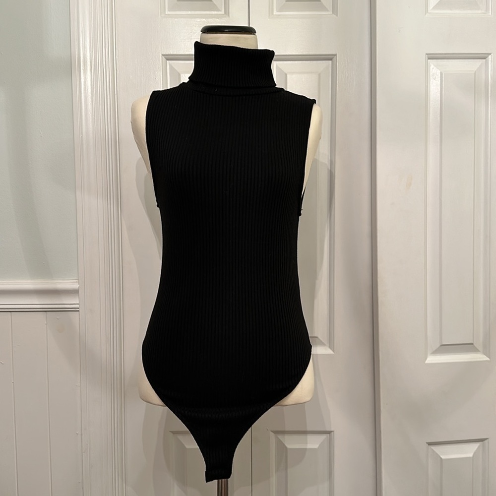 NWOT Zara Bodysuit